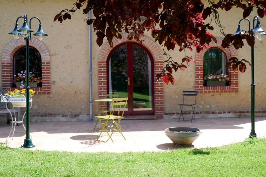 Le Clos Bener Yvré-lʼÉvêque Extérieur photo